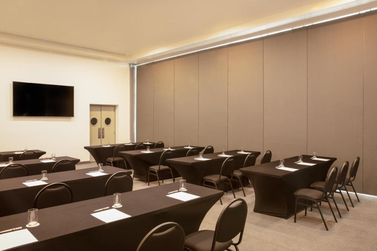 Fiesta Inn Guadalajara Aeropuerto Las Pintas Εξωτερικό φωτογραφία