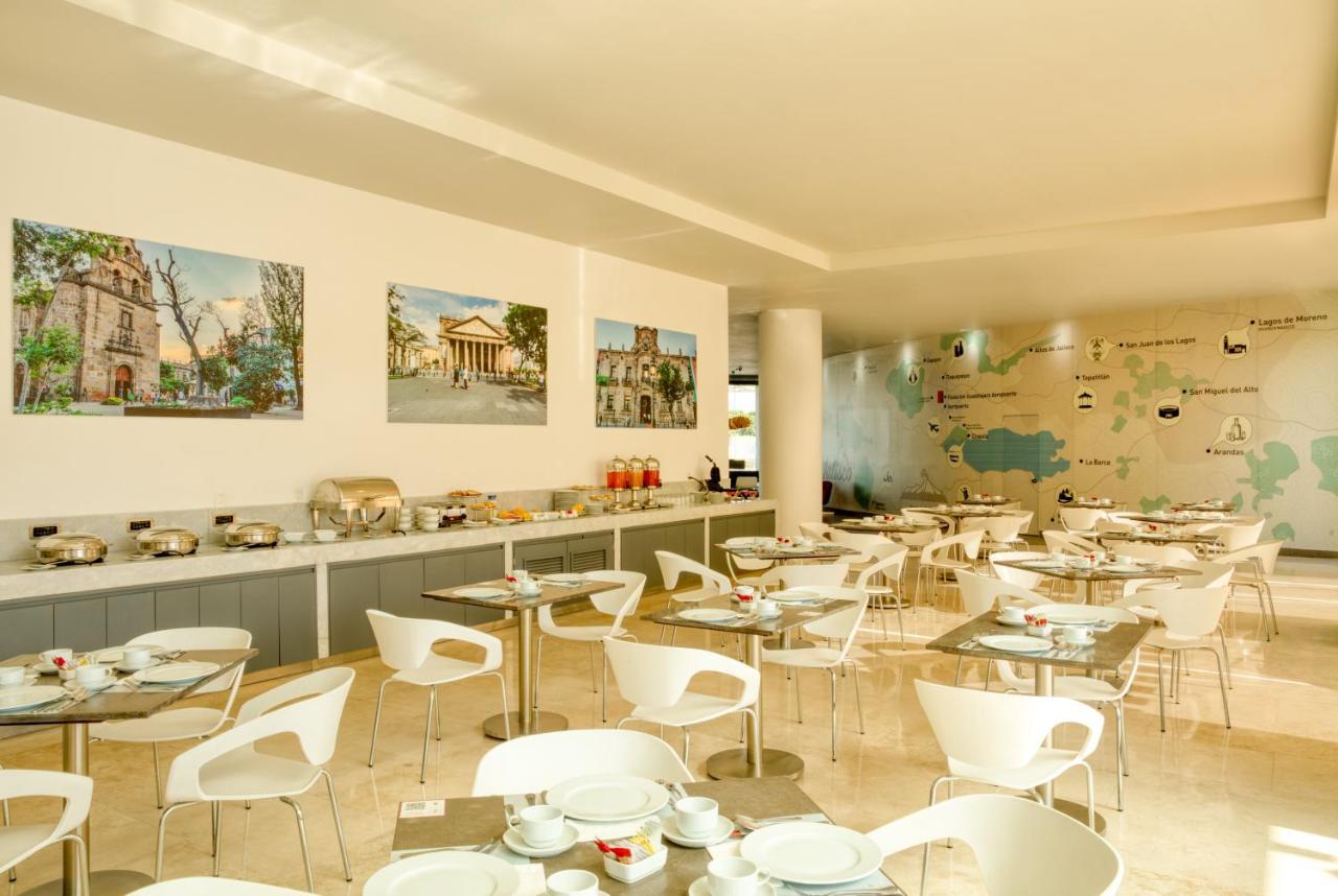 Fiesta Inn Guadalajara Aeropuerto Las Pintas Εξωτερικό φωτογραφία