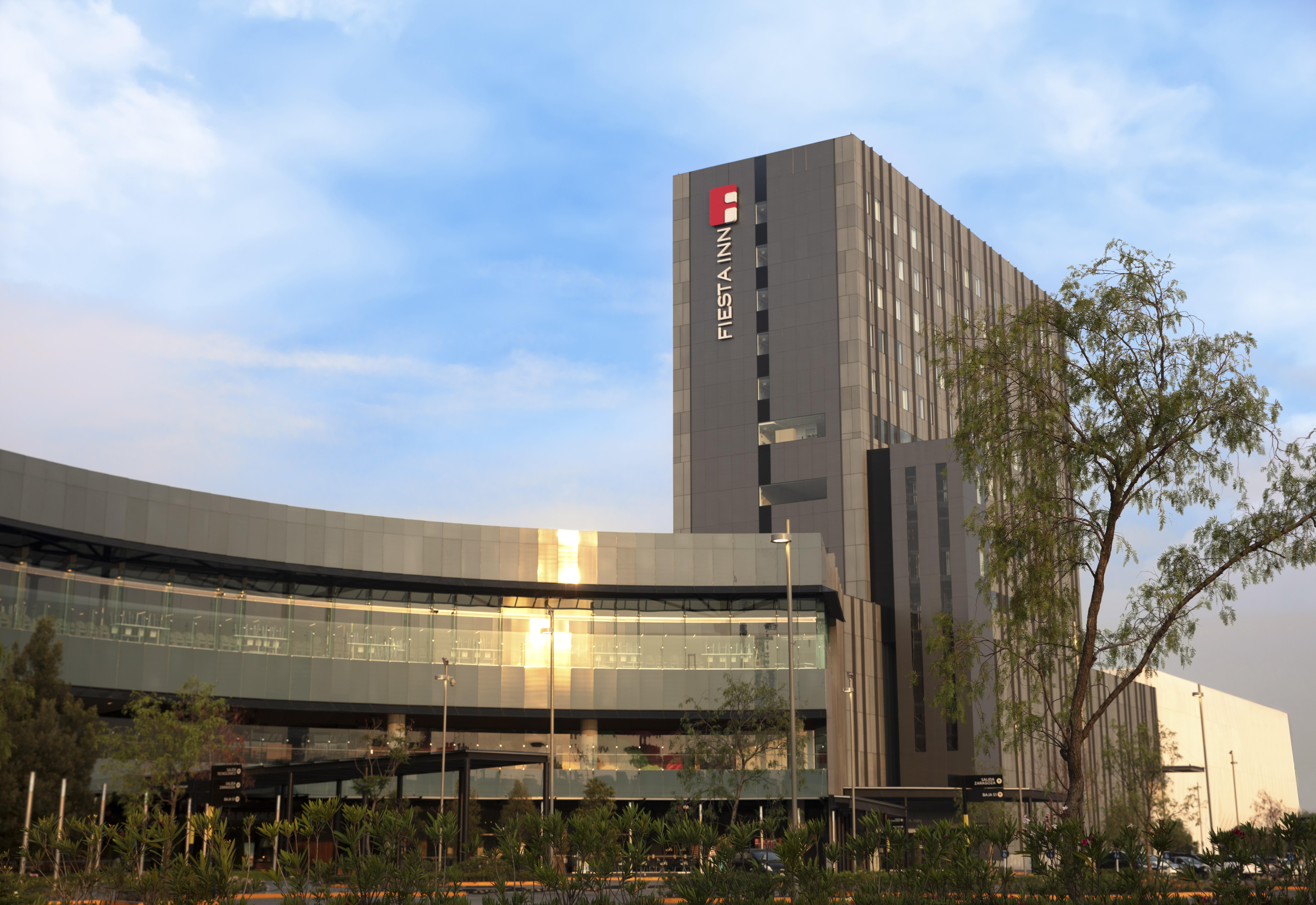 Fiesta Inn Guadalajara Aeropuerto Las Pintas Εξωτερικό φωτογραφία